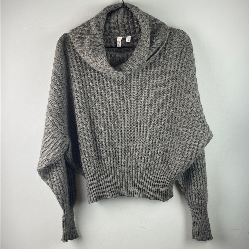 Elan Cropped Mohair/Wool Blend Sweater Size M